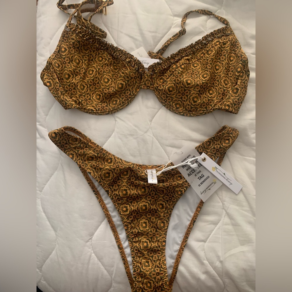 Heavy Manners ‘Can’t take my eyes of you’ bikini Size Large